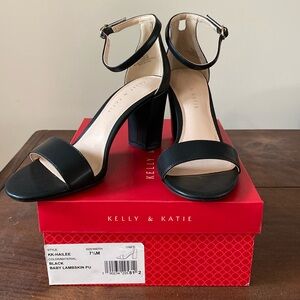 NWB Kelly & Katie Hailee Heels, 7.5